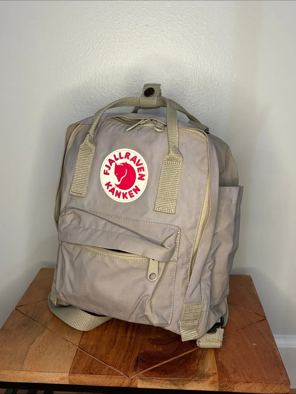 Fjällräven Kånken Mini Backpack - Light Taupe